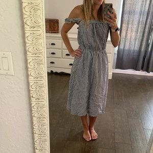 Old Navy Midi Dress (M)